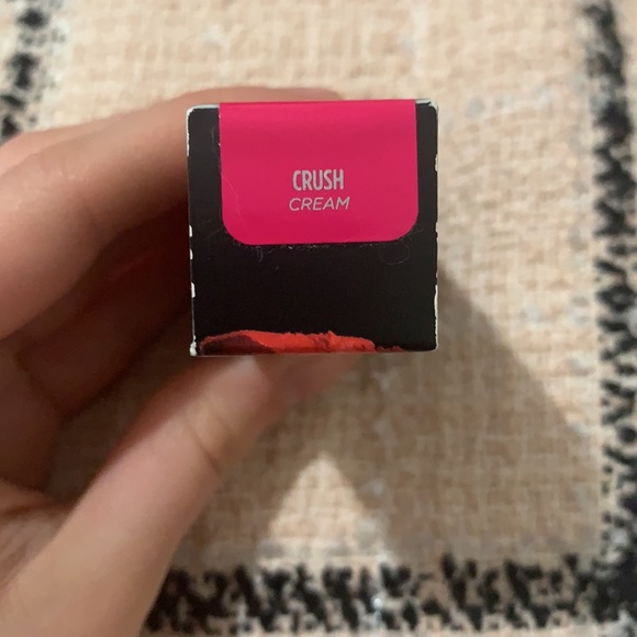 Urban decay crush lipstick - Picture 2 of 4